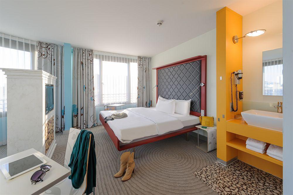 Ibis Styles Hotel Berlin Mitte Eksteriør billede
